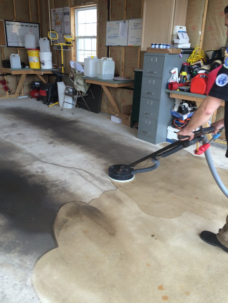 garage 2.JPG